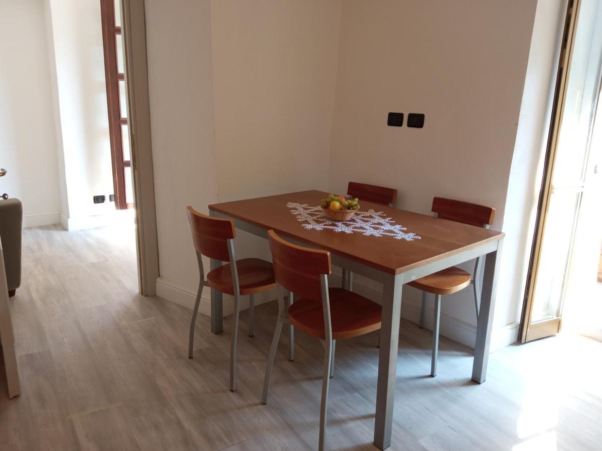 Appartamento Entire Flat, Independent Entrance, 20 Mins To Bgy - Bergamo Milan Airport Nembro Esterno foto