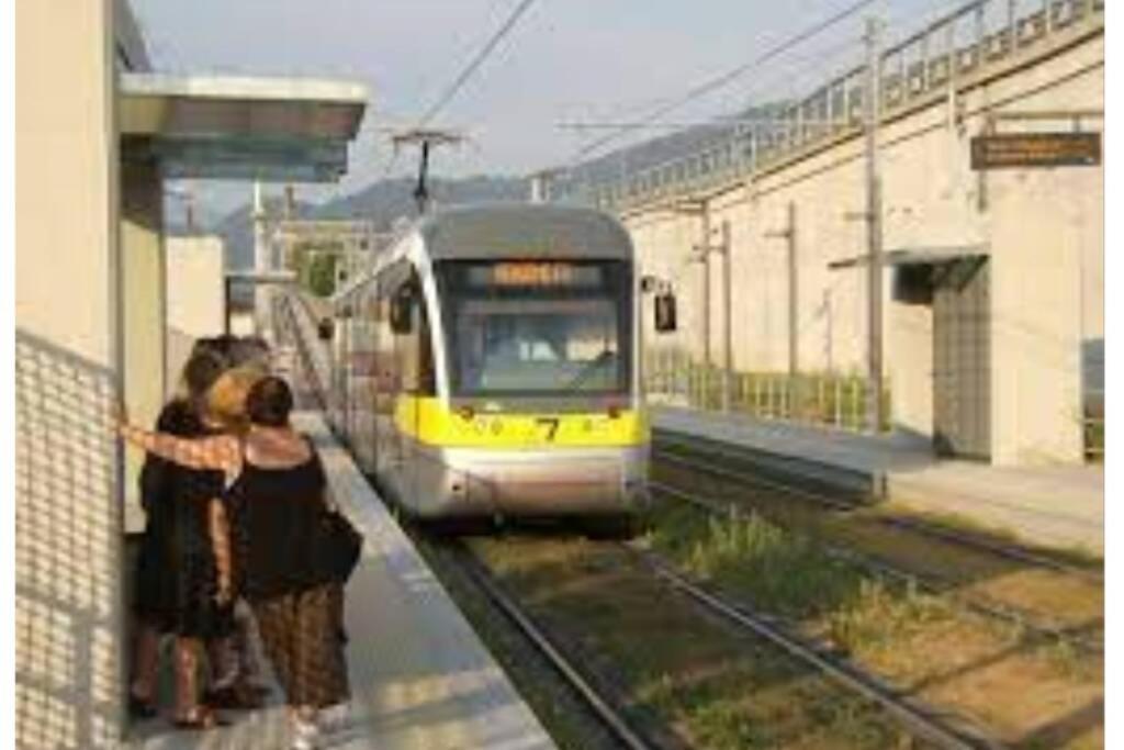 Appartamento Entire Flat, Independent Entrance, 20 Mins To Bgy - Bergamo Milan Airport Nembro Esterno foto