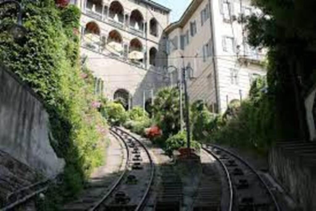 Appartamento Entire Flat, Independent Entrance, 20 Mins To Bgy - Bergamo Milan Airport Nembro Esterno foto